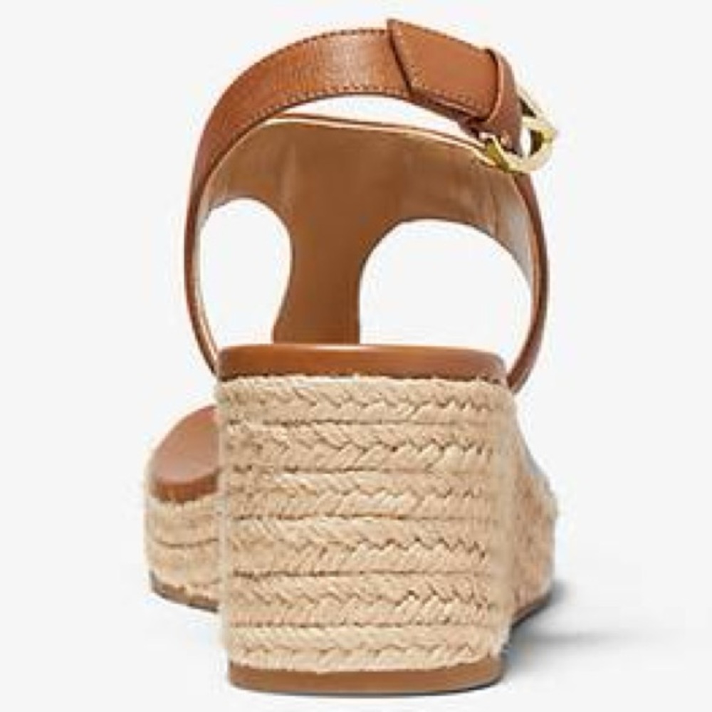 NEW MICHAEL KORS Women’s Laney Thong Wedge Sandal – Size 6 – Brown - Picture 5 of 8